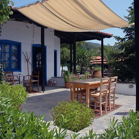 Skites Hotel Bungalows Uranúpoli Kültér fotó