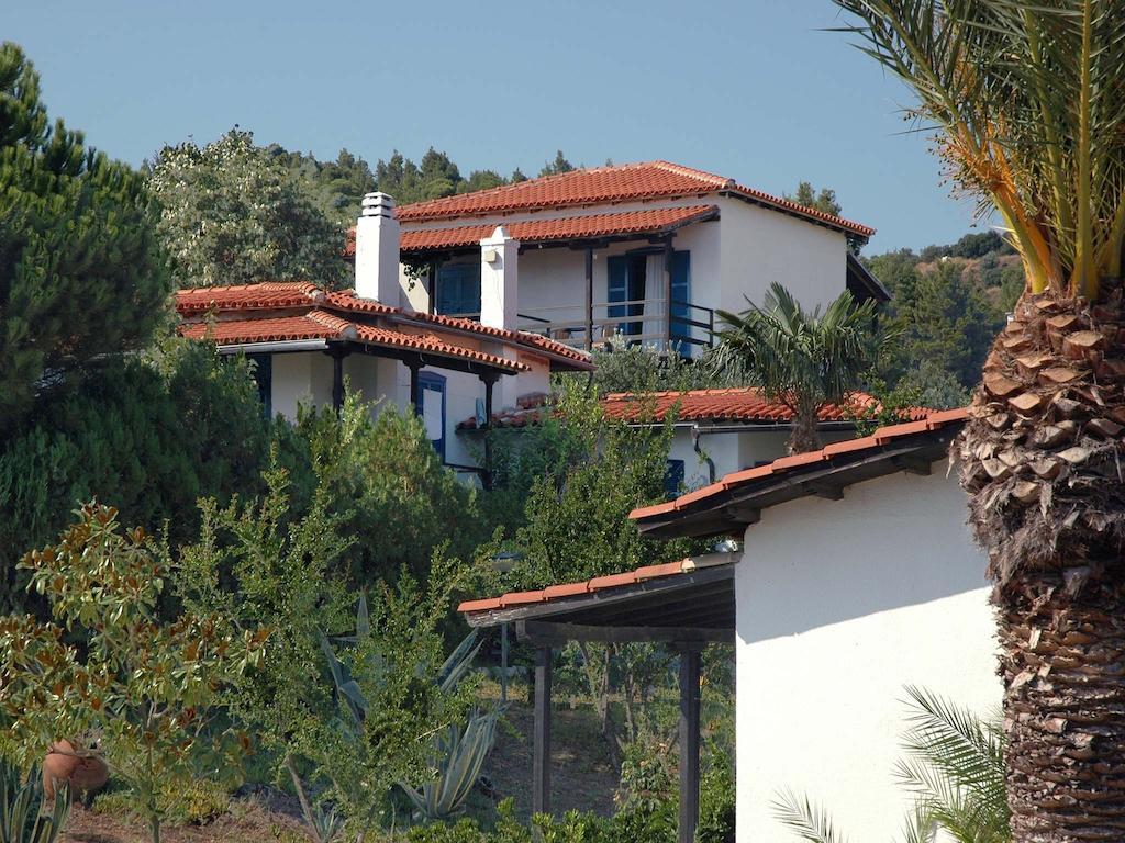 Skites Hotel Bungalows Uranúpoli Kültér fotó